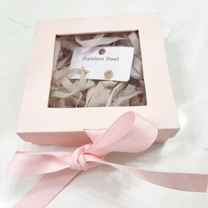 XO Petite Stud Earrings